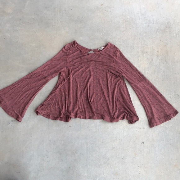 Anamá Keyhole Bell Sleeve Top Rust Snakeskin - Picture 5 of 8